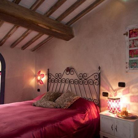 Bed and Breakfast La Casina Di Cioccolata à Barberino di Val dʼElsa Extérieur photo